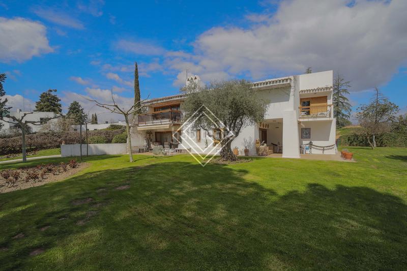 Foto cc497b62-8905-44c8-86ed-3d4026e19623. Chalet en Somosaguas Pozuelo de Alarcón