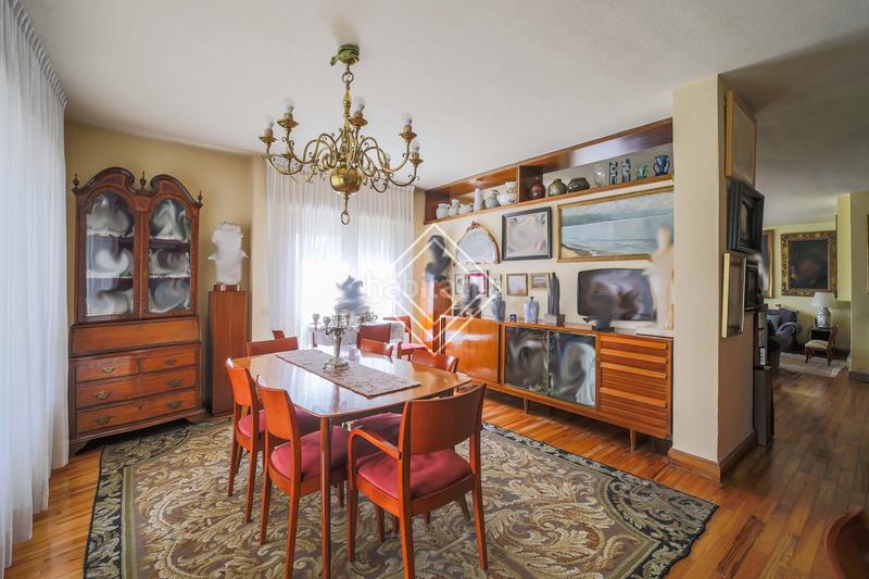 Foto db7cad46-40a7-42d0-83ba-7343c072b8c2. Chalet en Somosaguas Pozuelo de Alarcón