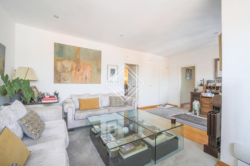 Foto 0d7f2410-cdb6-4041-81ef-db7ac7a779b5. Zweistöckige wohnung mit heizung parking in El Viso Madrid