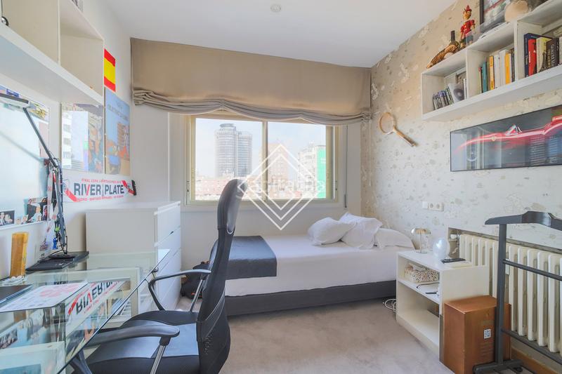 Foto 3a40ee2e-c315-4570-92f3-da5aaaacd182. Zweistöckige wohnung mit heizung parking in El Viso Madrid