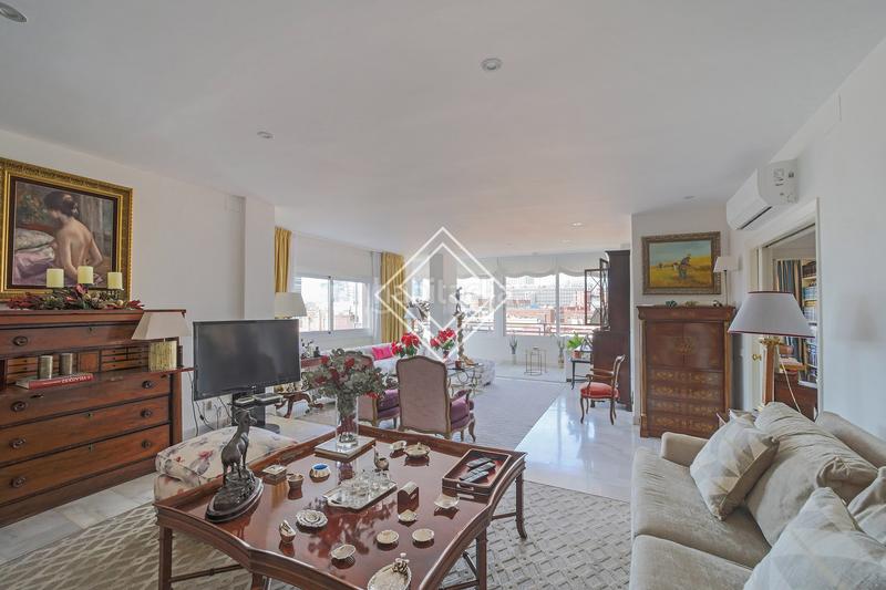 Foto 6b785815-4991-4833-9815-87ef3ff3dc7f. Zweistöckige wohnung mit heizung parking in El Viso Madrid