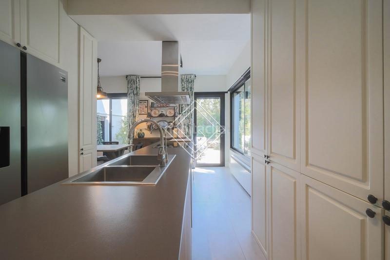 Foto 9cd66932-db59-48aa-9d74-a425a38c1ddb. Chalet con riscaldamento parcheggio piscina in Ciudalcampo