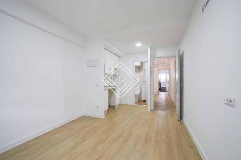 Foto 63466545-9b9e-488f-b425-771ac5858187. Casa bifamiliare in Peñagrande Madrid