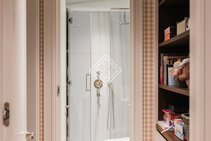 Foto ace0d96d-4a53-4652-b84b-8e98e919a043. Appartement avec chauffage parking dans Argüelles Madrid