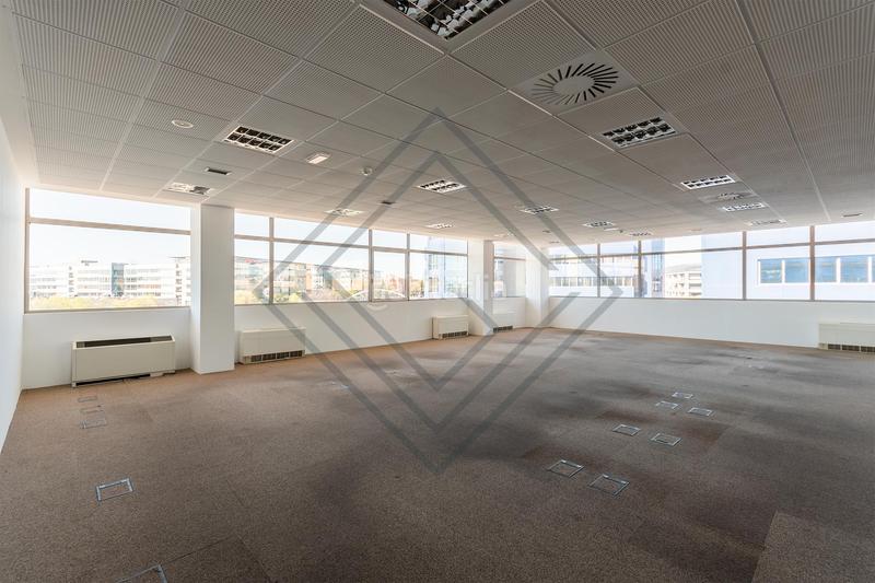 Foto 000e5b61-8941-4cbc-9ede-081b042d47e0. Ufficio in Aeropuerto Madrid