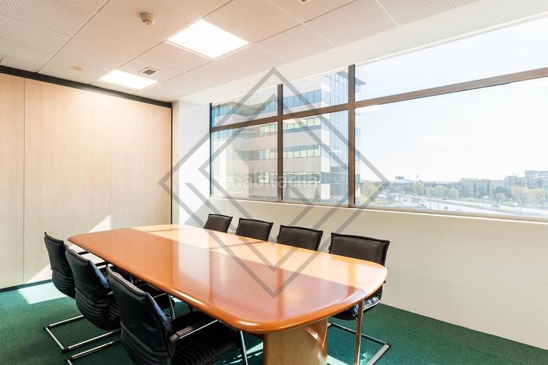 Foto 3cfb3888-d5fa-4e44-b5b4-41a0fcb08948. Ufficio in Aeropuerto Madrid