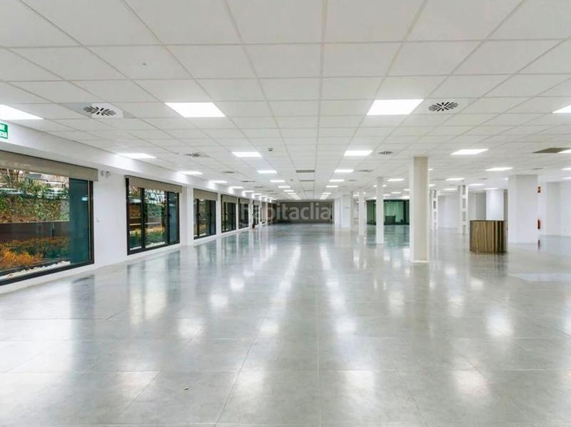Foto bff078fc-776d-43a0-89eb-a7c4f98f4de4. Miete büro in Castilla Madrid