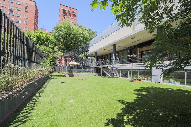 Foto 11158323-33f4-48e7-bc74-04dc7108f8bb. Rent office space with heating in Estrella Madrid