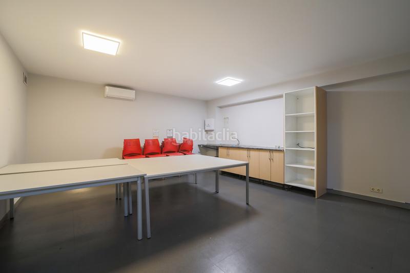 Foto 8e69a5f8-47dd-4ce8-9685-69078fa62ee6. Rent office space with heating in Estrella Madrid