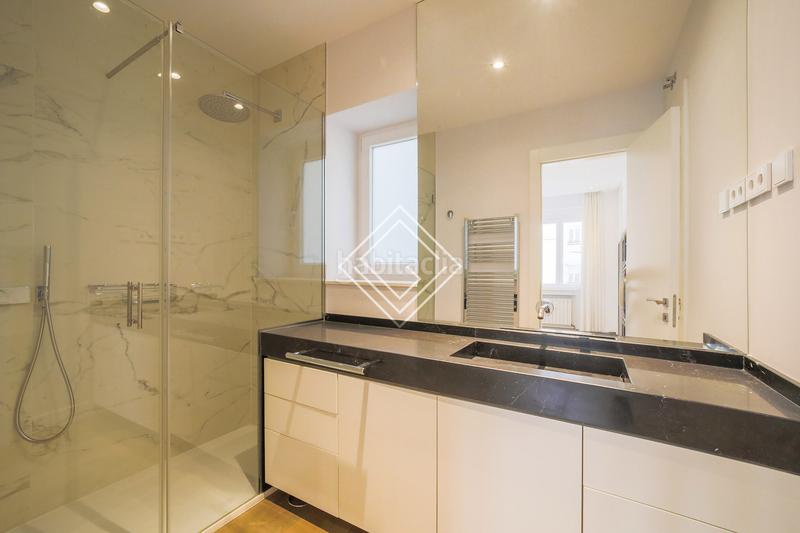 Foto 23b873d5-0a3b-4ca4-9984-a1043ed7e55f. Location appartement avec chauffage dans Argüelles Madrid