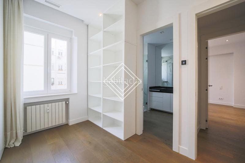 Foto 3a6ed498-6cf1-4768-9881-f0ff11377d9a. Location appartement avec chauffage dans Argüelles Madrid