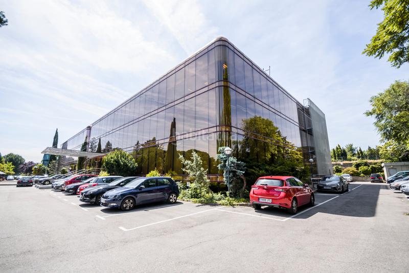 Foto 58a6b77b-ad67-4382-bd45-651d753ab1c1. Location bureau avec chauffage dans La Florida - El Plantío Madrid