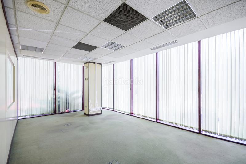 Foto e476b4f0-ce49-4080-bc30-8e500d49e080. Location bureau avec chauffage dans La Florida - El Plantío Madrid