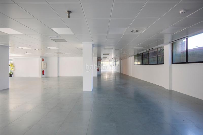 Foto 6ba78fe3-283a-46b6-99dd-d36ad155d423. Miete büro mit heizung in La Florida - El Plantío Madrid