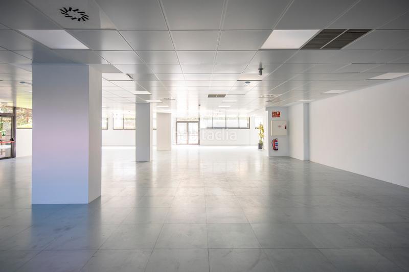 Foto b835eb2d-a1d0-4711-acb2-aaabf87747ab. Miete büro mit heizung in La Florida - El Plantío Madrid