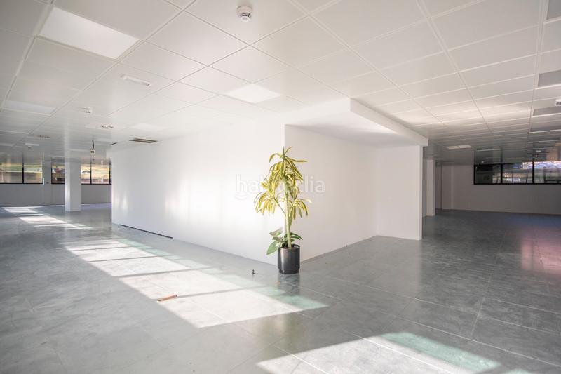 Foto d1cbb437-c701-4d71-b198-0b0e1e07084a. Miete büro mit heizung in La Florida - El Plantío Madrid