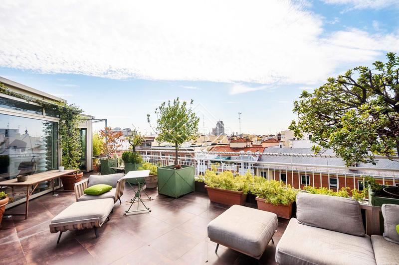 Foto 6b11a597-1a60-4589-81c8-58543a3235af. Appartamento con riscaldamento parcheggio in Argüelles Madrid