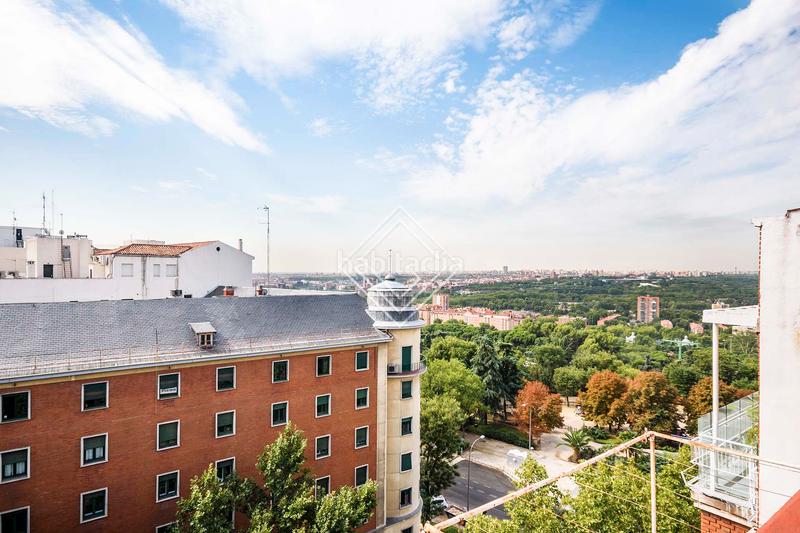 Foto cfee3b81-cdf5-4400-bb99-546b6ee781bb. Piso en Argüelles Madrid