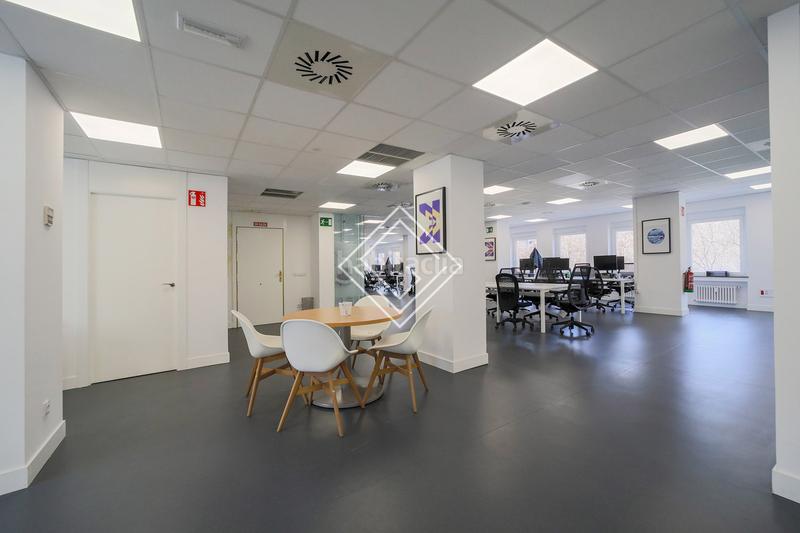 Foto 94571db8-5aaf-4bee-adf9-cad24bebb1c1. Miete büro mit heizung in Nueva España Madrid