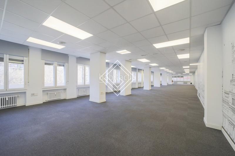 Foto a0e8fea1-2412-4951-a898-f8103e9df232. Miete büro mit heizung in Nueva España Madrid