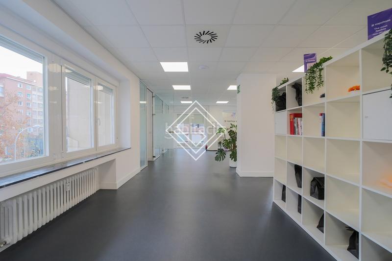 Foto c95852dd-5aed-479a-8161-565097ee81a8. Miete büro mit heizung in Nueva España Madrid
