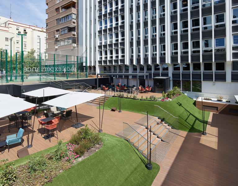 Foto ea888fea-2ed3-4e3c-b7dc-9c26922a789c. Lloguer oficina amb calefacció a Cuatro Caminos - Azca Madrid