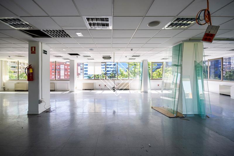 Foto 0e8a2c36-5a86-4e91-9593-8e8039970400. Location bureau avec chauffage dans El Viso Madrid