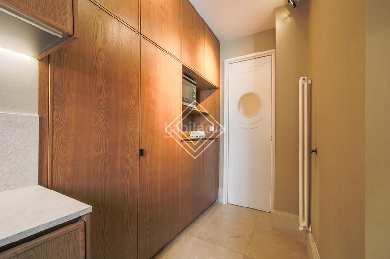 Foto 7e7d5922-4f38-4df3-8ea2-4cabff6b59d3. Location appartement avec chauffage parking dans Almagro Madrid