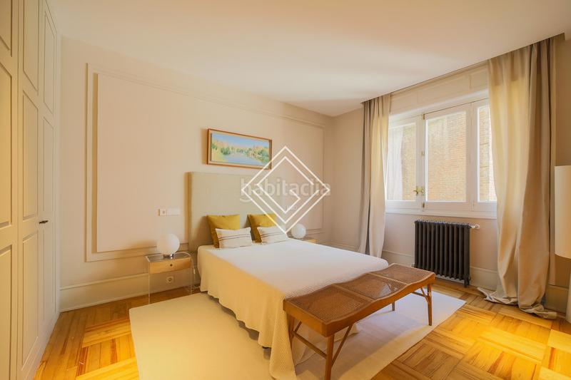 Foto bf3b7287-1b37-4551-b5d5-97a08832e0a0. Location appartement avec chauffage parking dans Almagro Madrid