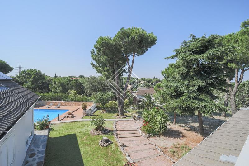 Foto a0a56962-0a5c-4410-9f0e-b5558b3e2767. Chalet en Monteclaro Pozuelo de Alarcón