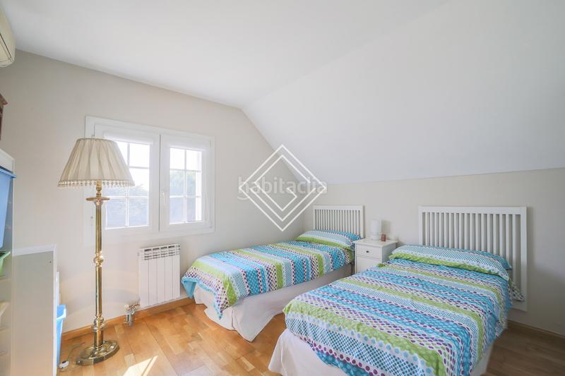 Foto ad52a5d1-06b7-45b0-9dbd-3a458c18138b. Chalet en Monteclaro Pozuelo de Alarcón