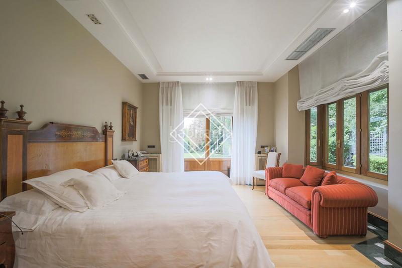 Foto 4312aa2b-8221-41eb-9cf4-7763d42fd8d7. Chalet en Conde Orgaz - Piovera Madrid