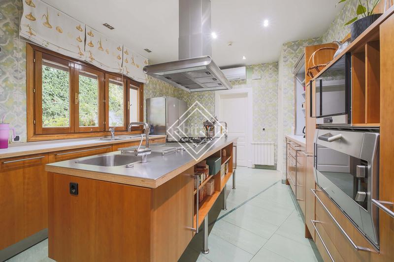 Foto d51f9d38-b4bd-484c-80ee-2c7d3c9c3314. Chalet en Conde Orgaz - Piovera Madrid