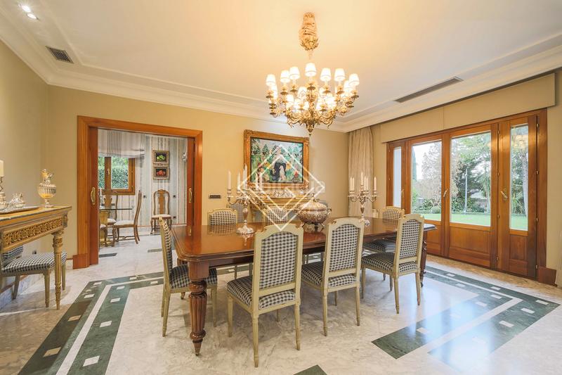 Foto d6182aae-df54-47a1-a3b0-574bbe0d26b0. Chalet en Conde Orgaz - Piovera Madrid