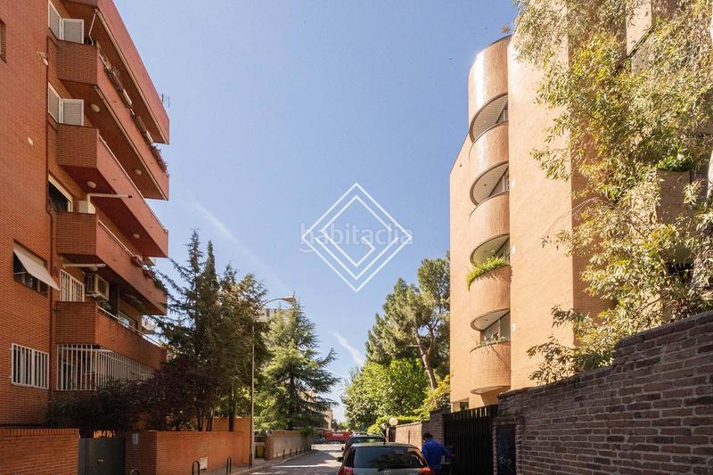 Foto 51918111-06bc-4eb3-bc17-657967e99c7e. Chalet en Nueva España Madrid
