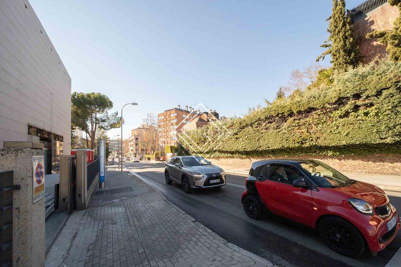 Foto 7494eeb6-a807-46ab-8375-0f5d6fc0536f. Chalet en Nueva España Madrid