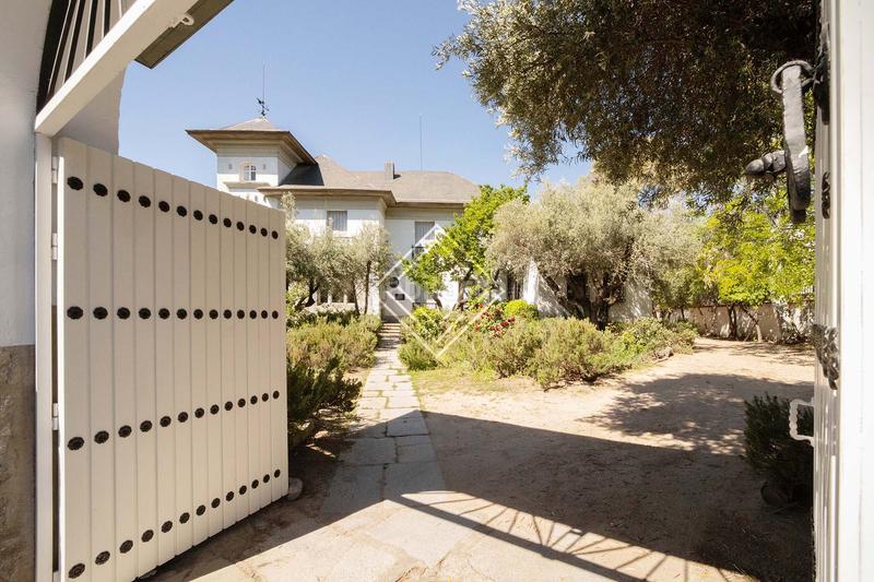 Foto edf3b0c6-5068-4918-ac10-982b725bd122. Chalet en Nueva España Madrid