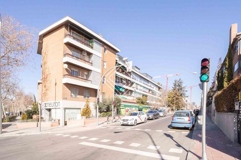 Foto 5d9a58f3-6323-4e19-ae29-befd9028a535. Xalet a Nueva España Madrid