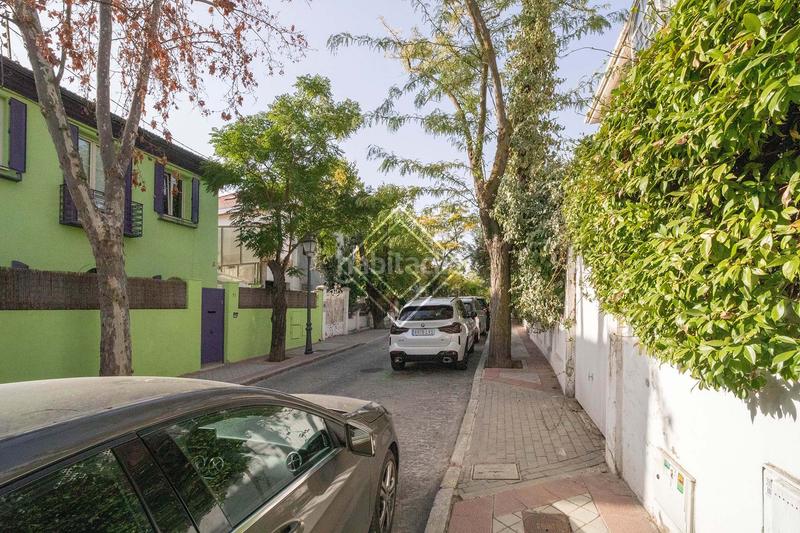 Foto ad61ed0c-2c07-4c94-b005-b676335d9a6a. Xalet a Nueva España Madrid