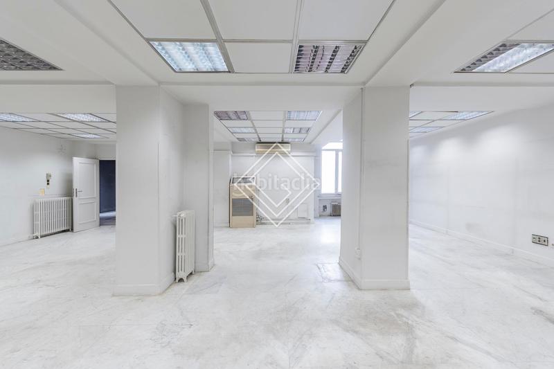 Foto 5f84e00f-6005-4a46-b10e-996b1fa30b54. Oficina en El Viso Madrid