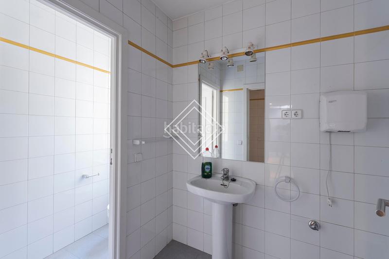 Foto b824b569-dd29-42f5-9d49-a92c6ace5eca. Oficina en El Viso Madrid