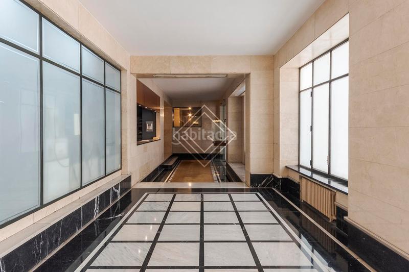 Foto 5fd1983f-0729-4b80-89c8-71a105be0077. Ufficio con riscaldamento in El Viso Madrid