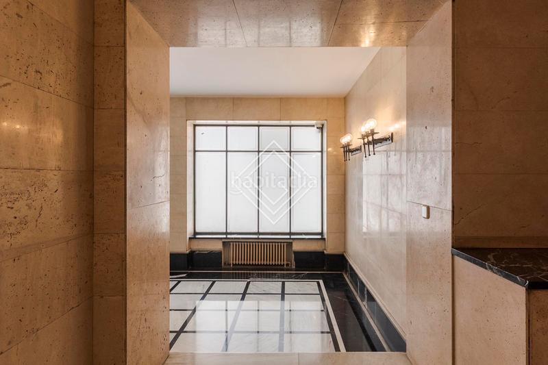 Foto 6ecb287b-5eb2-4ca2-84ca-39e90eb0a00d. Ufficio con riscaldamento in El Viso Madrid