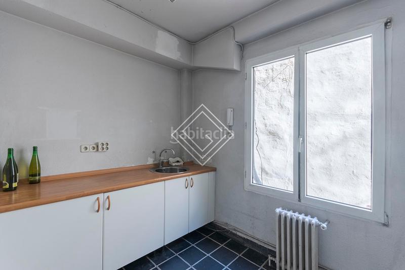 Foto dd873b02-4cc1-4f5b-adda-0720a3883144. Ufficio con riscaldamento in El Viso Madrid