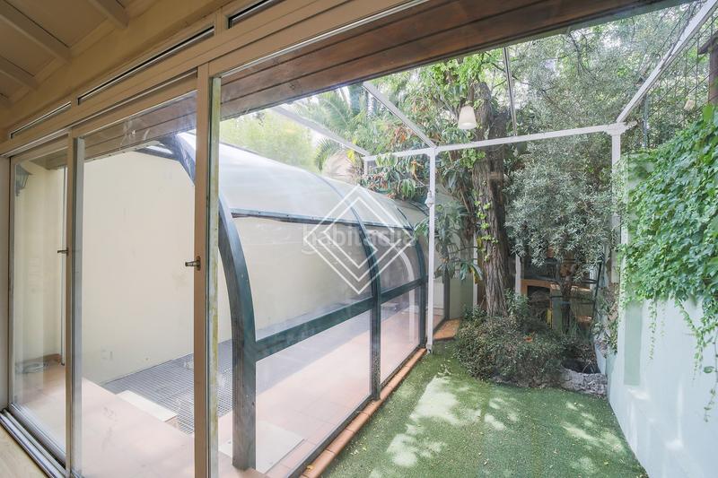 Foto a4ccf079-eedc-4473-b5e4-cfc8e4cd2bee. Casa a schiera con riscaldamento parcheggio piscina in Madrid