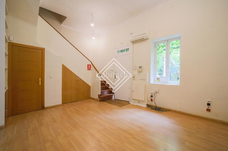 Foto f7330b16-5acf-46ec-95e7-3f249986dbb8. Casa a schiera con riscaldamento parcheggio piscina in Madrid