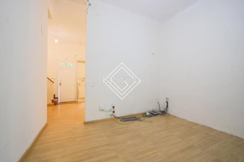 Foto 80147985-9067-4637-b7db-452c3917f1a2. Reihenhaus mit heizung parking pool in Hispanoamérica-Bernabéu Madrid