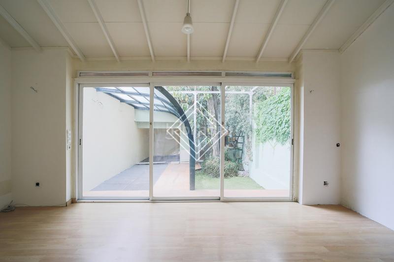 Foto d901e23e-c909-4fc4-a2b0-5f42e1bdd0b1. Semi detached house with heating parking pool in Hispanoamérica-Bernabéu Madrid