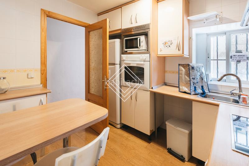Foto 275e3d9e-3557-4055-8542-d2aec3f2fedb. Chalet con parcheggio in Mirasierra Madrid