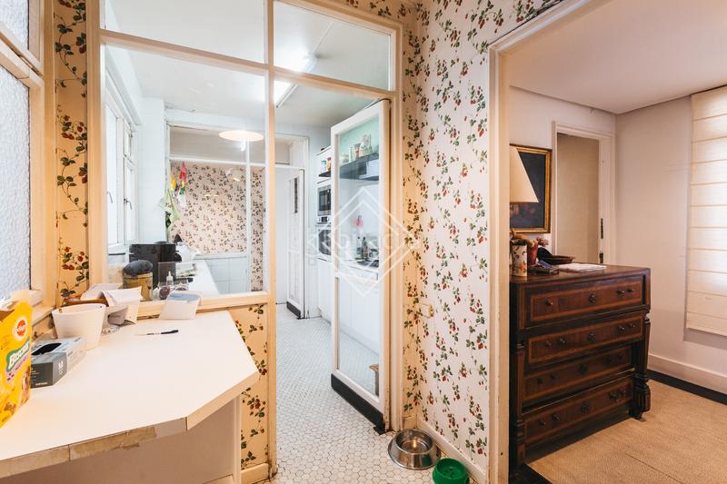 Foto 28719b15-4c91-4fe0-ba10-9c9526ce719d. Appartement avec chauffage parking dans Recoletos Madrid